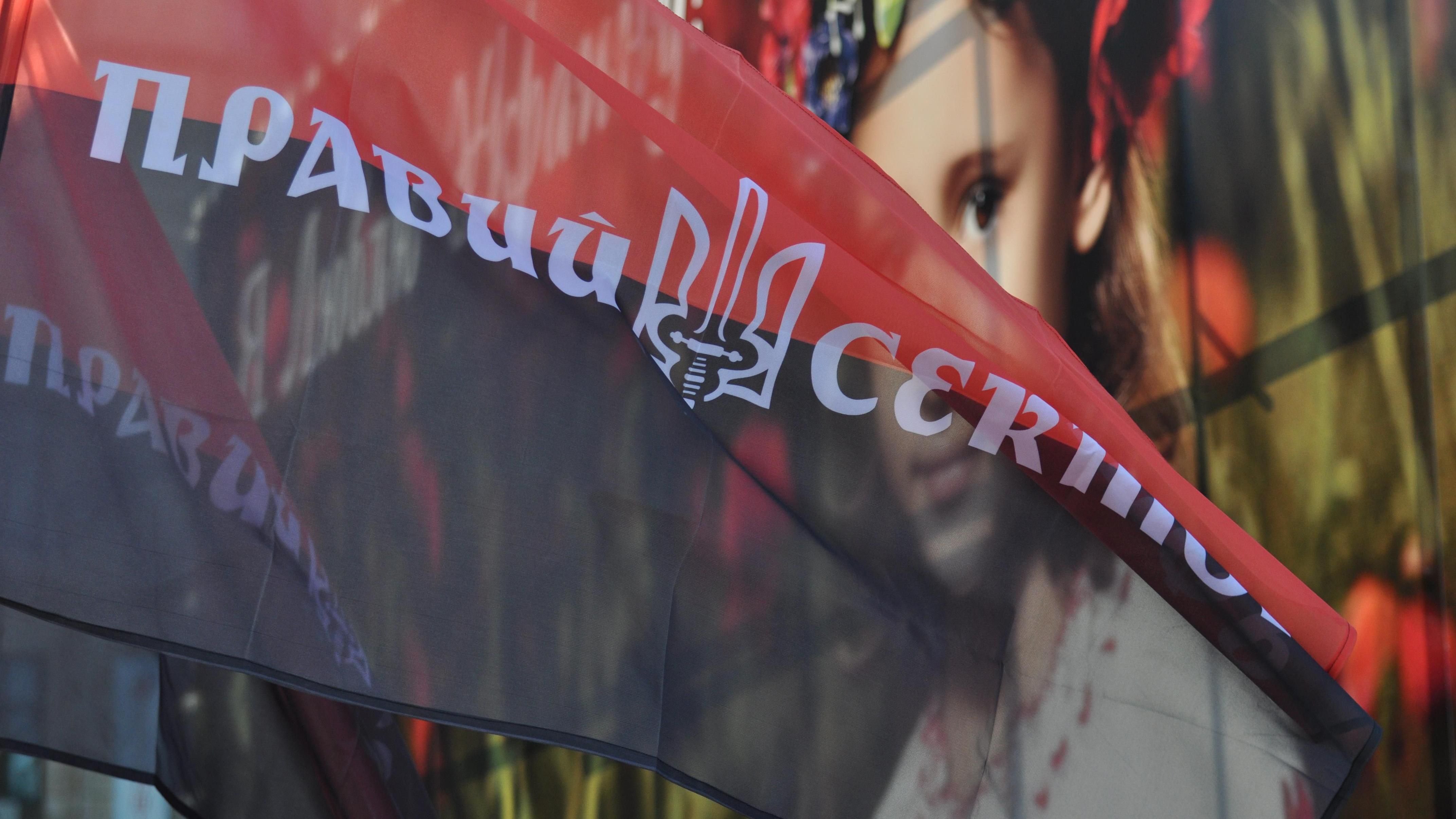 "Правий сектор" відреагував на звинувачення у розстрілах "беркутівців" "Правий сектор" відреагував на звинувачення у розстрілах "беркутівців"