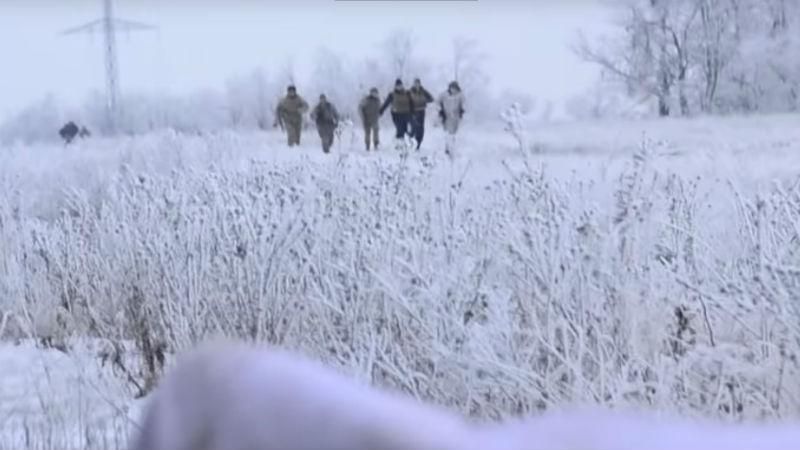 Вогонь в районі Світлодарської дуги не стихає – з’явилось відео з гарячої точки