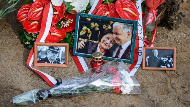 Смоленская трагедия: Польша требует от России передать записи разговоров из самолета
