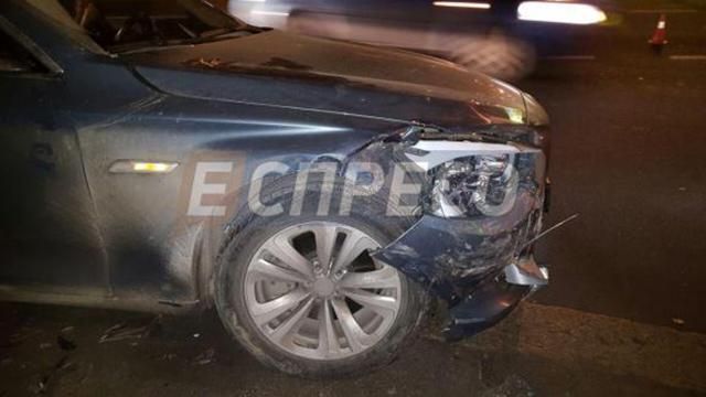 Масштабное ДТП: девушка на BMW сбила пешехода и протаранила три авто