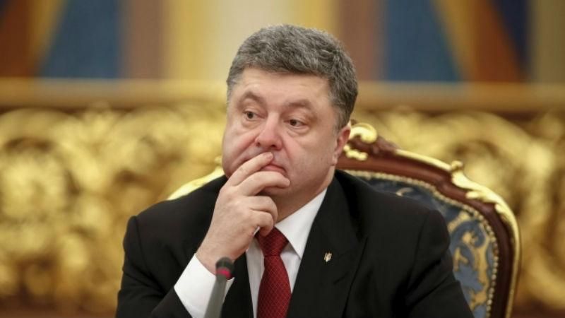 Грицак назвав причину нічного візиту Порошенка в СБУ Грицак назвав причину нічного візиту Порошенка в СБУ