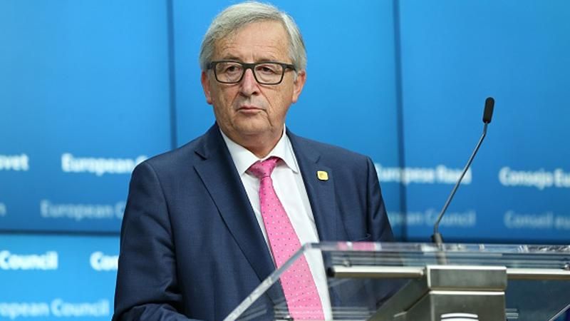Голова Єврокомісії Юнкер висловив Путіну співчуття щодо падіння Ту-154 Голова Єврокомісії Юнкер висловив Путіну співчуття щодо падіння Ту-154
