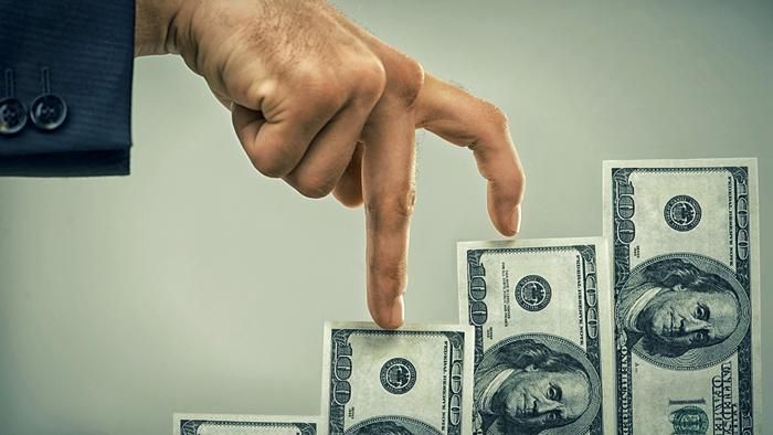 Готівковий курс валют 27 грудня: долар дорожчає напередодні Нового Року Готівковий курс валют 27 грудня: долар дорожчає напередодні Нового Року