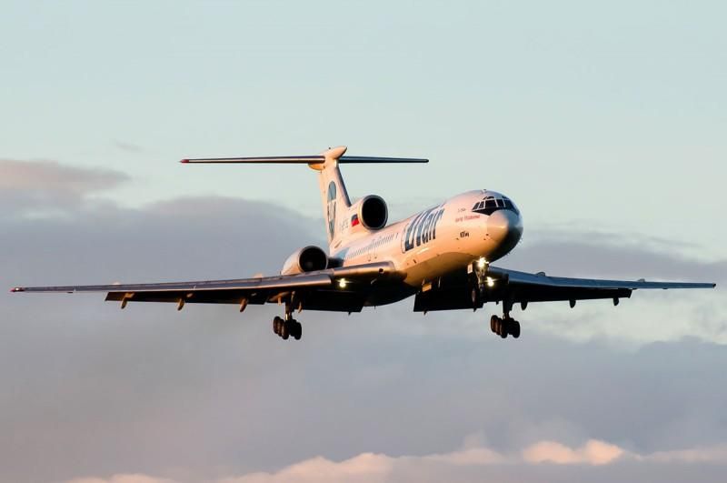 Карикатурист показав суть скандалу довкола Ту-154 Карикатурист показав суть скандалу довкола Ту-154