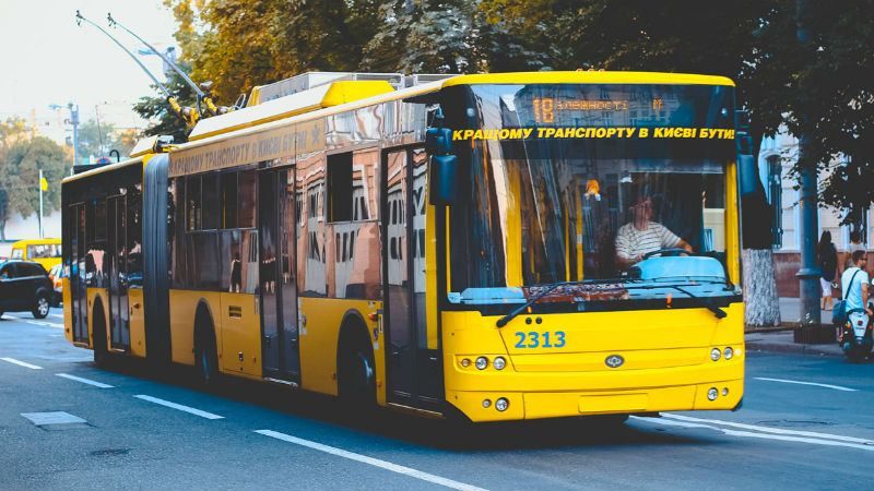 Як курсуватиме транспорт в Києві на свята: з'явився розклад Як курсуватиме транспорт в Києві на свята: з'явився розклад