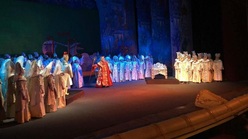 Пушкін і кокошник – дітей бійців АТО відправили на казку про "російських богатирів" Пушкін і кокошник – дітей бійців АТО відправили на казку про "російських богатирів"