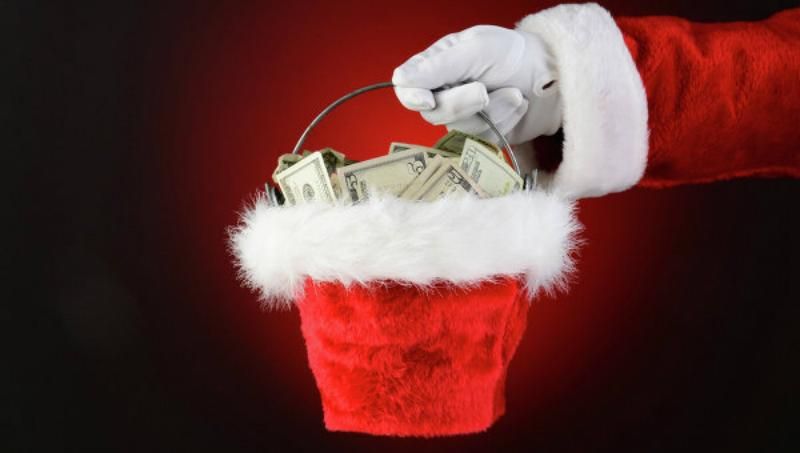 Уряд не скасує премії, доплати й надбавки
Уряд не скасує премії, доплати й надбавки