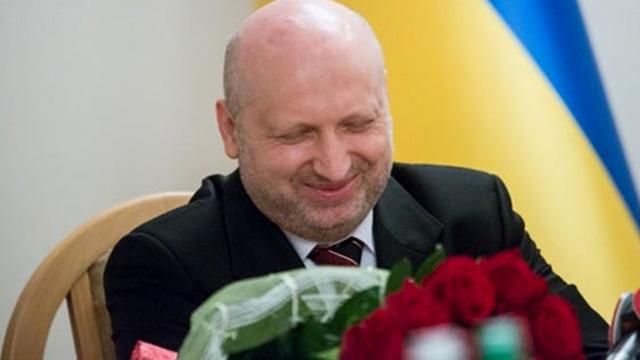 СНБО ввел дополнительные санкции против России СНБО ввел дополнительные санкции против России