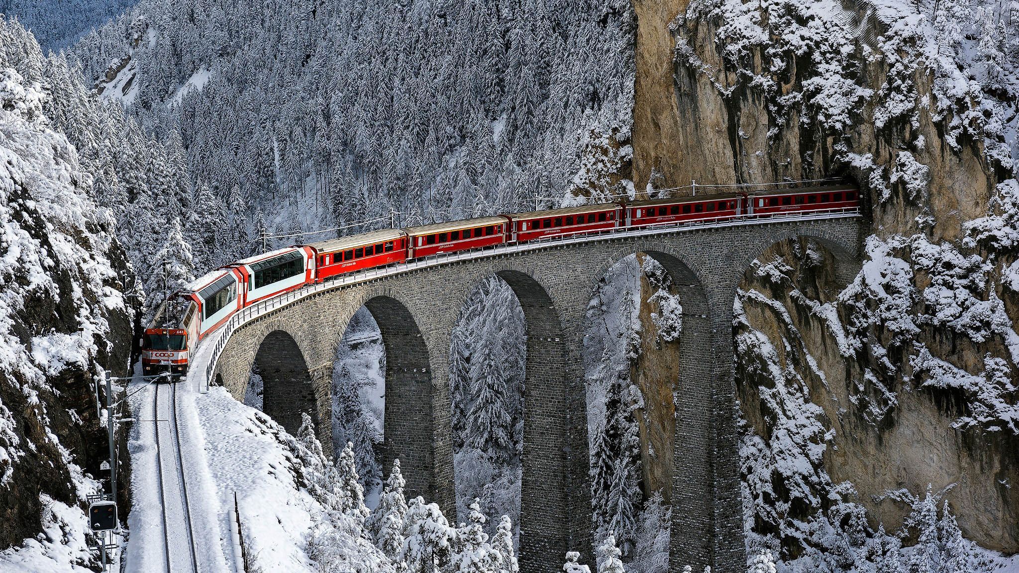 На зимние праздники по Украине будет курсировать рекордное количество дополнительных поездов
