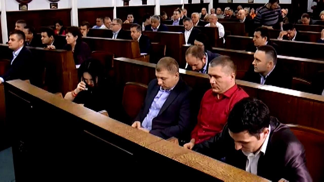 Депутати скасували власне рішення про купівлю квартир бійцям АТО Депутати скасували власне рішення про купівлю квартир бійцям АТО