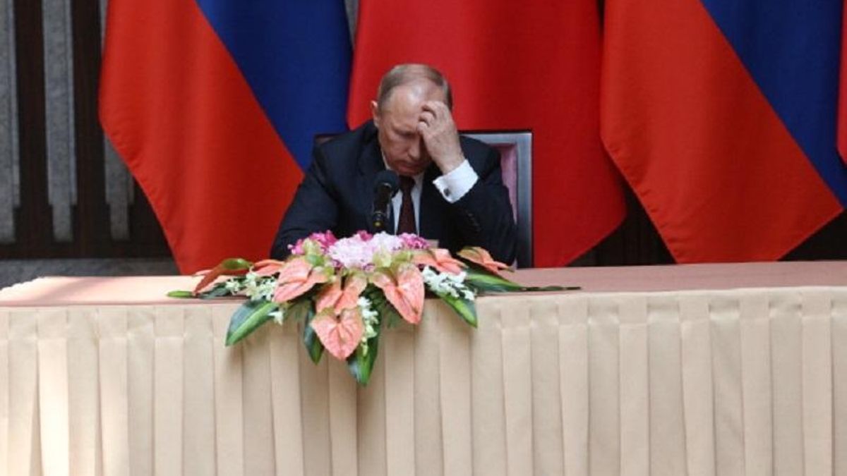 Карикатурист дотепно висміяв нові санкції проти Росії Карикатурист дотепно висміяв нові санкції проти Росії