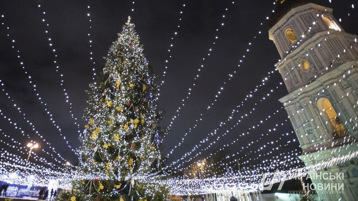 Скільки українців святкували Новий рік під головною ялинкою країни: вражаюча цифра Скільки українців святкували Новий рік під головною ялинкою країни: вражаюча цифра