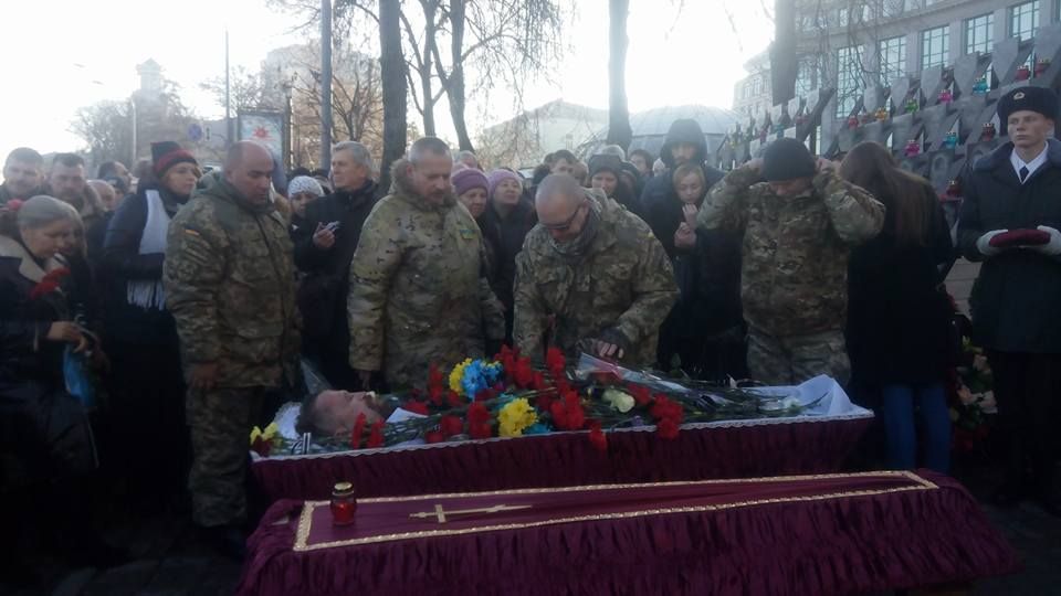 Прощание с "Казаком" и новые детали скандала с Пашинским, – главное за сутки Прощание с "Казаком" и новые детали скандала с Пашинским, – главное за сутки