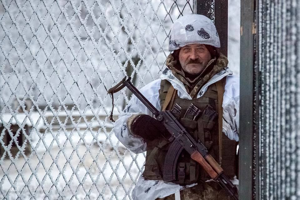 Як виглядають зимові свята в українських військових: надихаюча підбірка