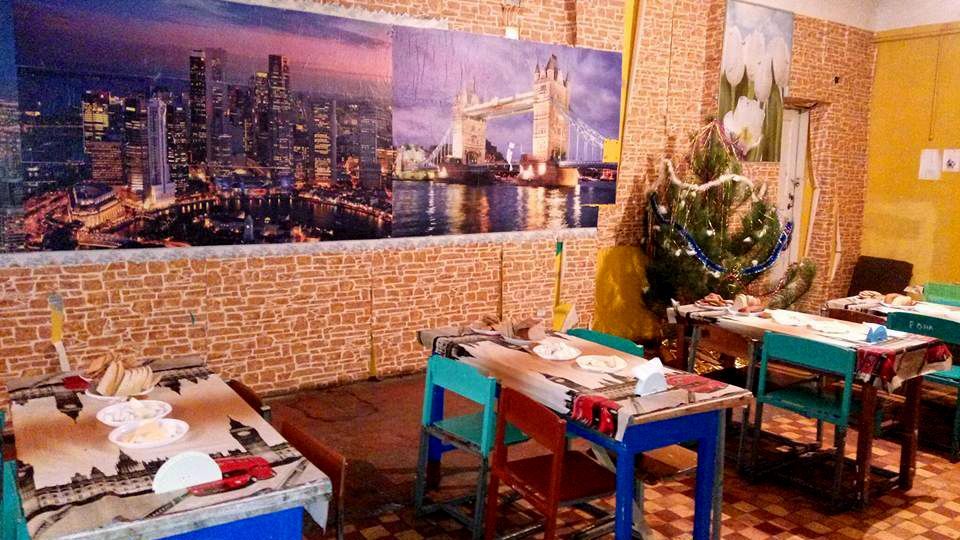 Волонтеры рассказали, чем Минобороны кормит военных в зоне АТО Волонтеры рассказали, чем Минобороны кормит военных в зоне АТО