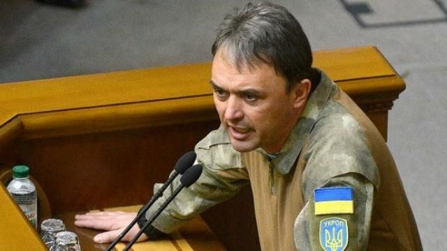 Нардеп купив шампанське, вироблене в "ДНР", обіцяє привезти в Раду Нардеп купив шампанське, вироблене в "ДНР", обіцяє привезти в Раду