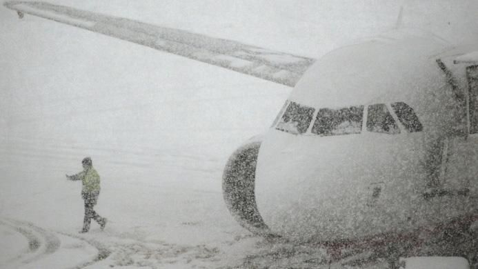 В "Борисполе" отменили несколько внутренних и международных авиарейсов В "Борисполе" отменили несколько внутренних и международных авиарейсов