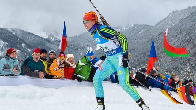 Олімпійська чемпіонка Джима увірвалась "у квіти" мас-старту в Обергофі