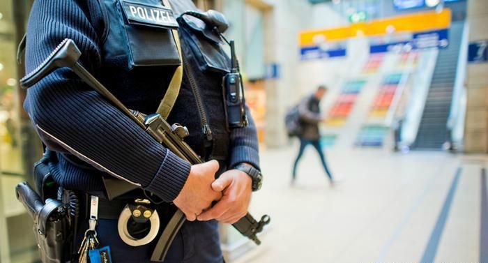 Германия хочет ввести жесткие правила против потенциальных террористов