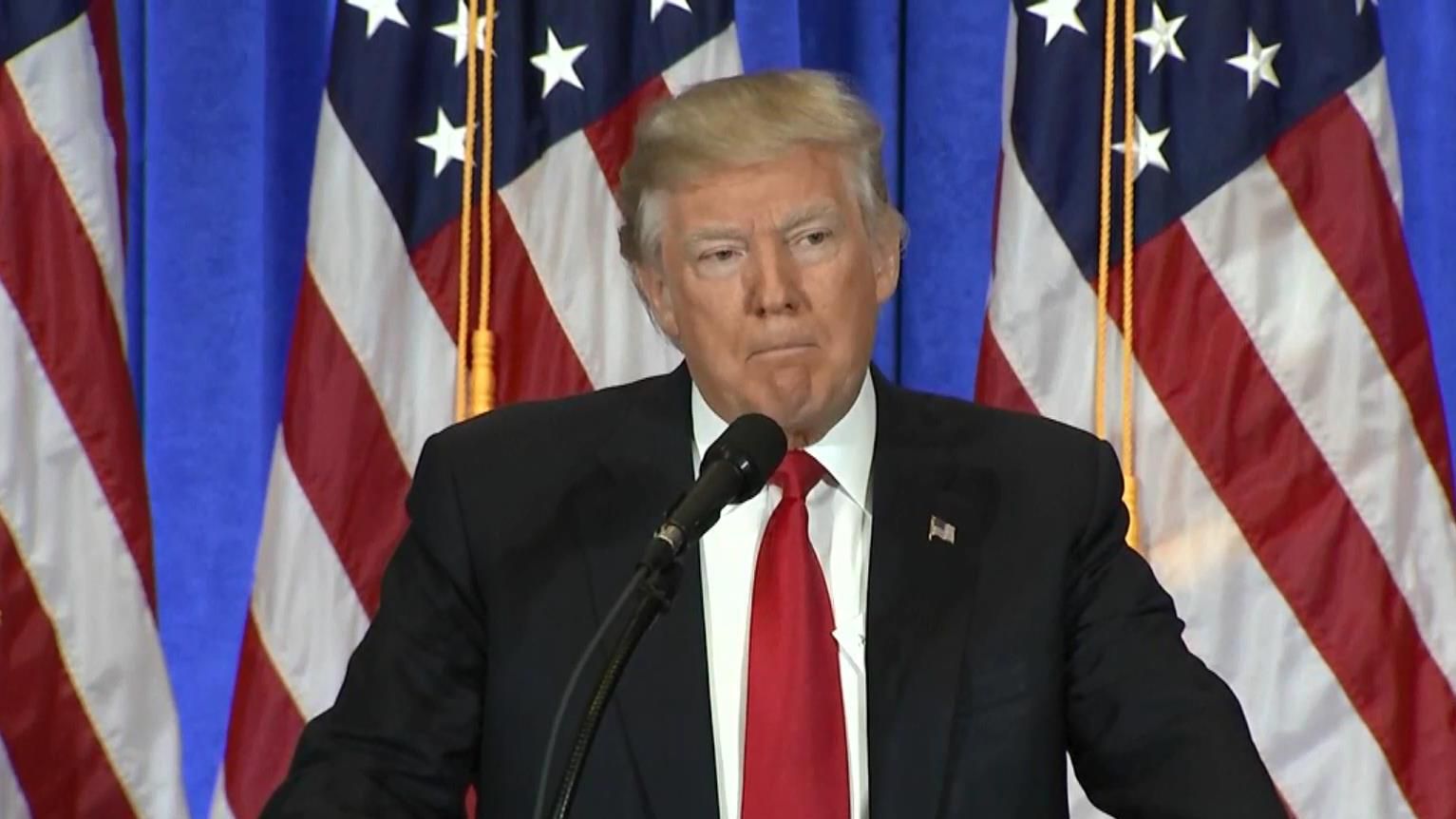 Про що говорив Трамп на першій прес-конференції: Росія, скандал, компромат та погрози