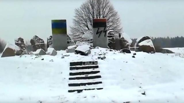 Пам’ятник загиблим полякам на Львівщині – підірвали 