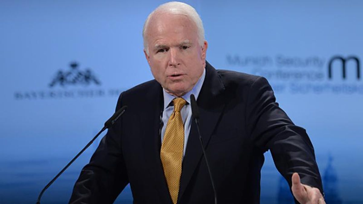 Путин вторгся в Украину, оккупировал Крым и угрожал союзникам США, – Маккейн Путин вторгся в Украину, оккупировал Крым и угрожал союзникам США, – Маккейн