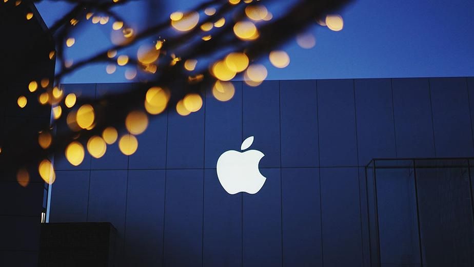 Пользователям iPhone разрешили судиться с Apple из-за App Store