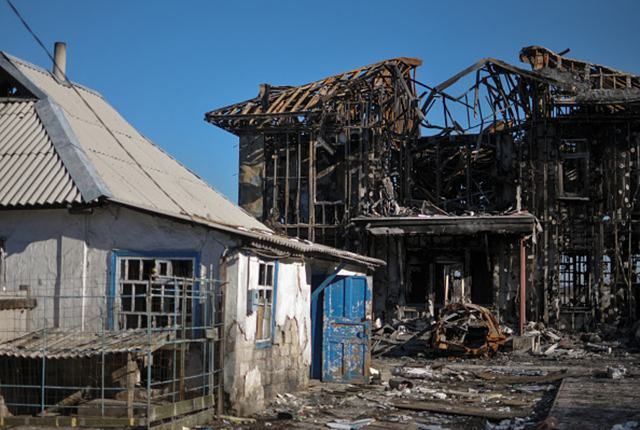 Деньги на восстановление Донбасса есть, но работа стоит Деньги на восстановление Донбасса есть, но работа стоит