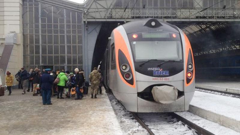 Скільки українців вже скористалися "Інтерсіті" до Перемишля: цікава статистика Скільки українців вже скористалися "Інтерсіті" до Перемишля: цікава статистика