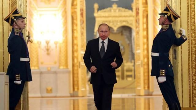 В мережі з'явилось фото, як Путін в Кремлі приймає ватажка найманців