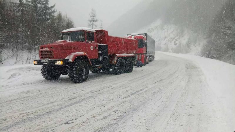 Негода не відступає: за ніч на Закарпатті зійшло 4 лавини Негода не відступає: за ніч на Закарпатті зійшло 4 лавини
