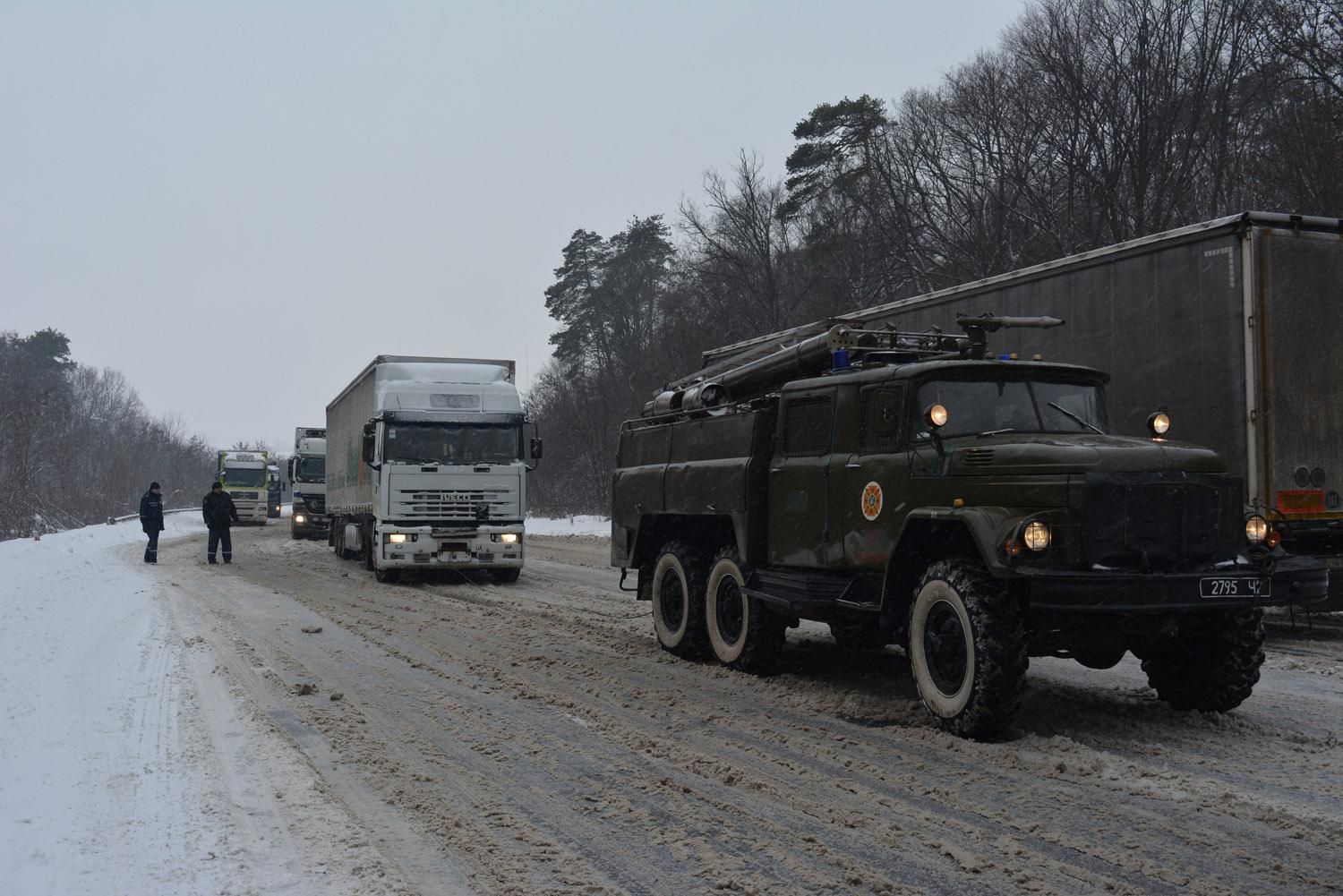 Ограничение движения на всех дорогах Украины сняли