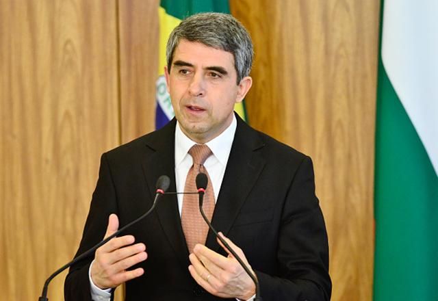 Президент Болгарии предостерег своего преемника от признания аннексии Крыма Президент Болгарии предостерег своего преемника от признания аннексии Крыма