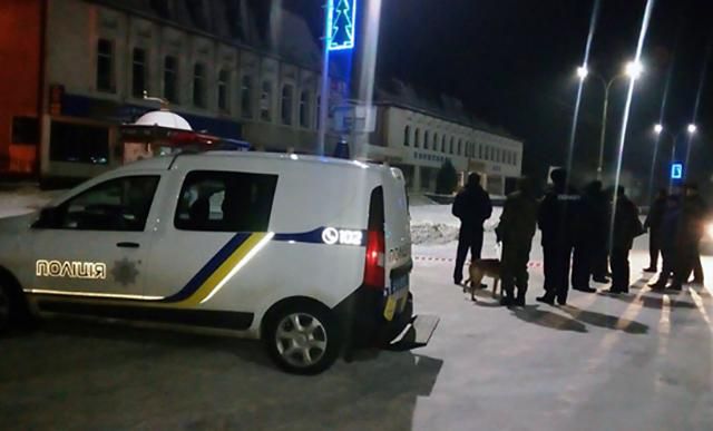 У поліції розповіли деталі кривавої перестрілки на Житомирщині: є жертви У поліції розповіли деталі кривавої перестрілки на Житомирщині: є жертви