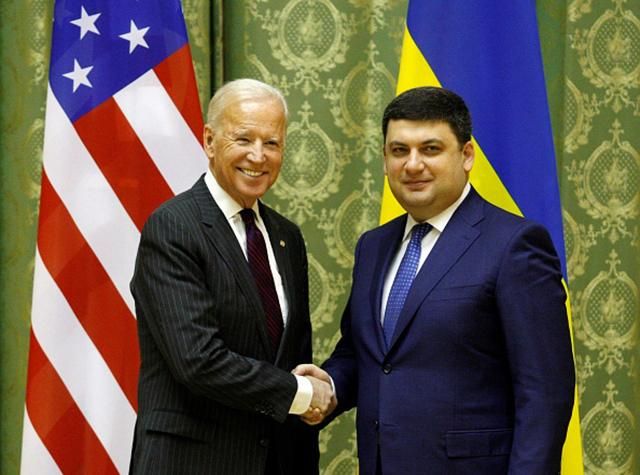 Гройсман дал обещание Байдену продолжать изменять Украину Гройсман дал обещание Байдену продолжать изменять Украину