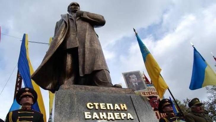Спроби творити "культ Бандери" за канонами "культу Леніна" є шкідливими, – В'ятрович Спроби творити "культ Бандери" за канонами "культу Леніна" є шкідливими, – В'ятрович