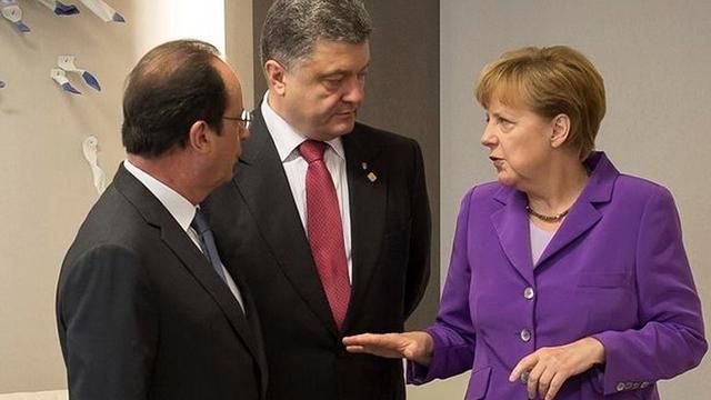 Порошенко обсудил с Меркель и Олландом процесс выполнения Минских соглашений