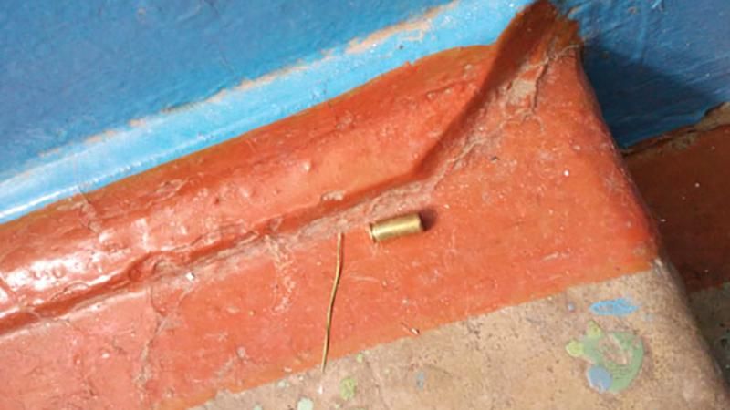 Мужчина выстрелил дважды в голову полтавчанину в подъезде собственного дома Мужчина выстрелил дважды в голову полтавчанину в подъезде собственного дома