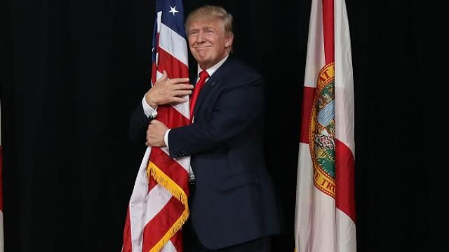 Число конгрессменов, которые будут бойкотировать инаугурацию Трампа, резко возросло Число конгрессменов, которые будут бойкотировать инаугурацию Трампа, резко возросло