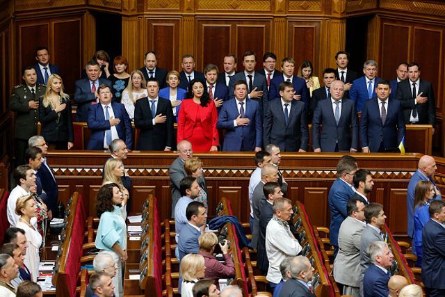 Народні депутати розповіли, де відпочивали на свята Народні депутати розповіли, де відпочивали на свята