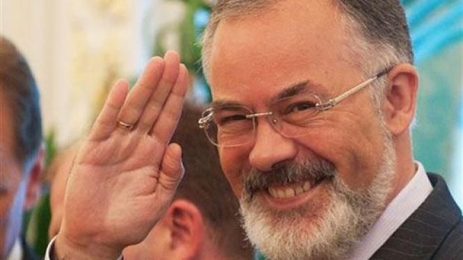 Табачник не находится в базе розыска Интерпола Табачник не находится в базе розыска Интерпола