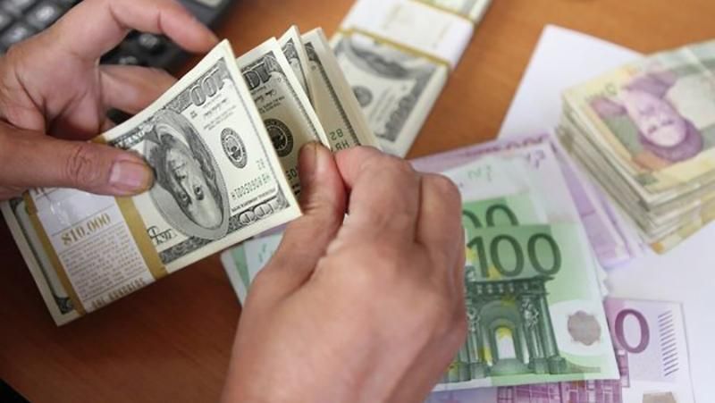 Курс валют на 20 січня: долар та євро дешевшають 