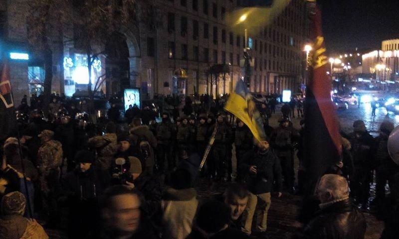 Столкновения между националистами и силовиками в Киеве: появилось видео
