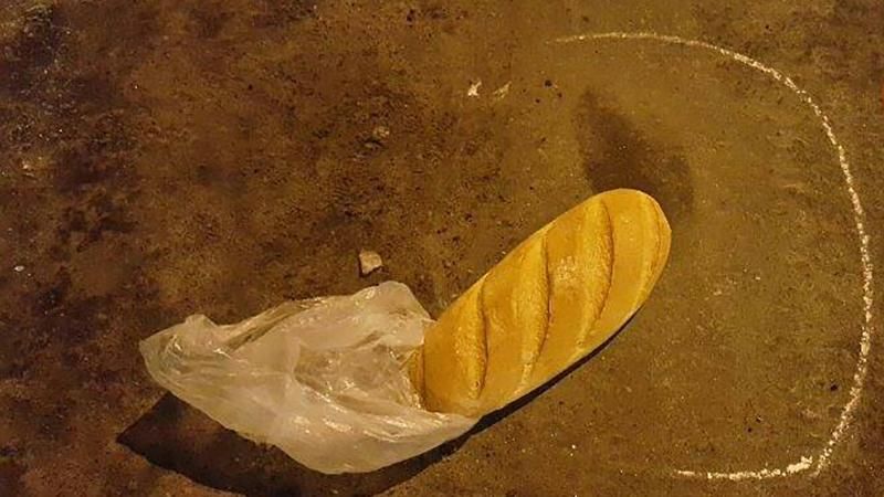 Пешеход бросился под колеса авто в Киеве Пешеход бросился под колеса авто в Киеве