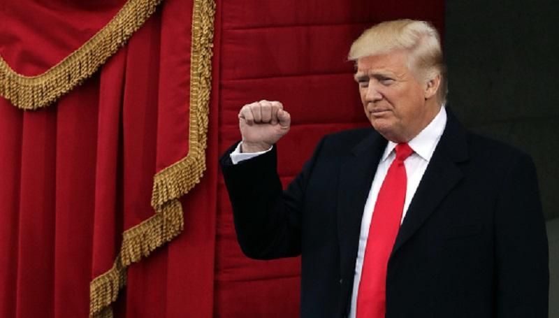 Дональд Трамп официально стал президентом США Дональд Трамп официально стал президентом США