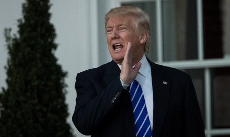 Трамп пообіцяв стерти з лиця землі відомих терористів Трамп пообіцяв стерти з лиця землі відомих терористів