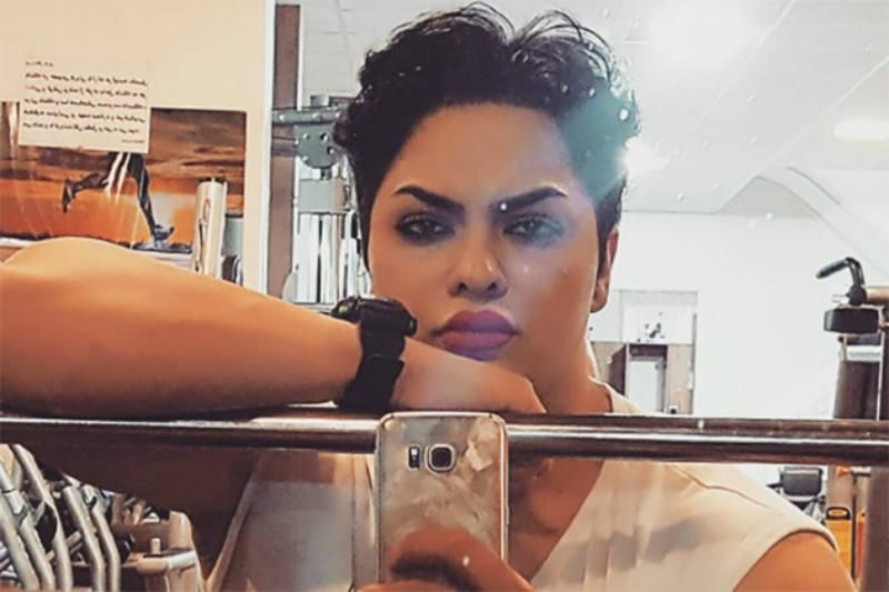 Женщину-бодибилдера в Иране арестовали за "неисламские" селфи Женщину-бодибилдера в Иране арестовали за "неисламские" селфи