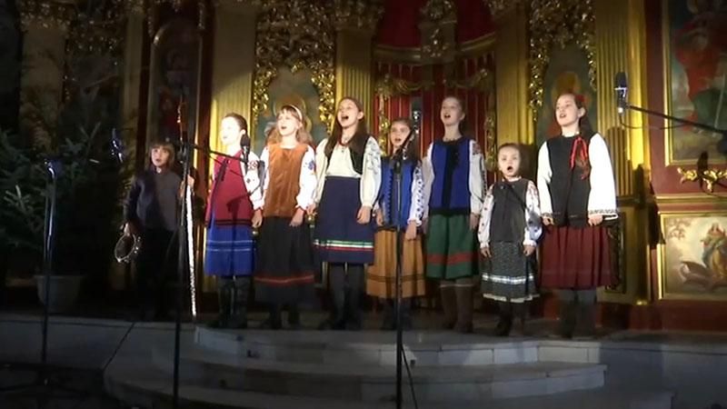 В Киеве установят рекорд самого продолжительного исполнения колядок В Киеве установят рекорд самого продолжительного исполнения колядок