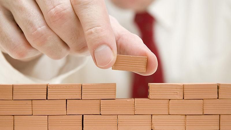 Сколько лет на собственную квартиру должен экономить крымчанин: шокирующие цифры Сколько лет на собственную квартиру должен экономить крымчанин: шокирующие цифры