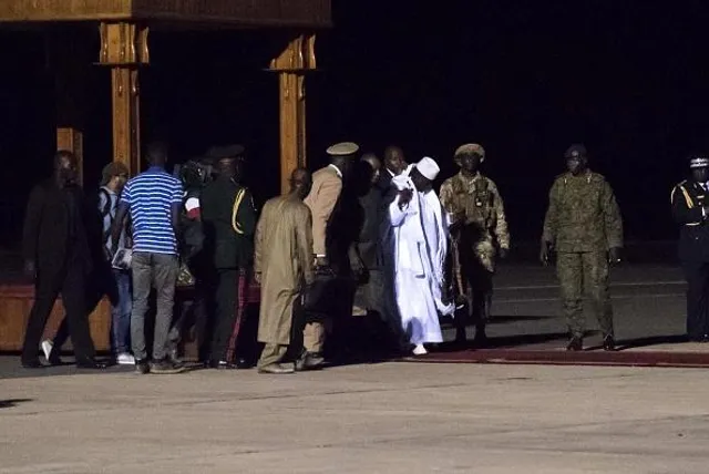 Гамбія, Джамме, втеча Гамбія, Джамме, втеча